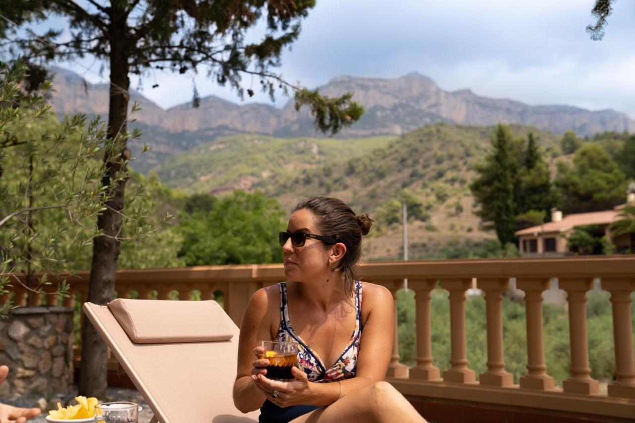 Вилла El Xalet Del Priorat Escaladei Экстерьер фото